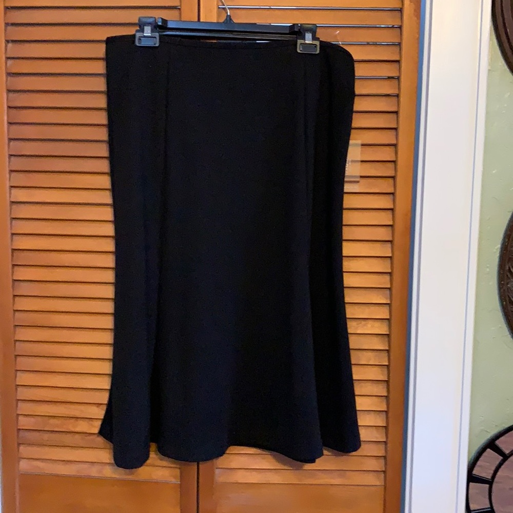 Maakif Skirt, NWT, Size 14,Black, Zipper in the back of Skirt